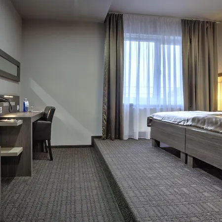 Volcano Hotel 4*
