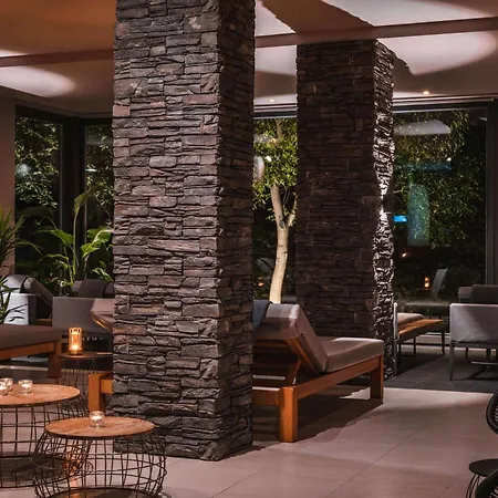 Volcano Szálloda 4*